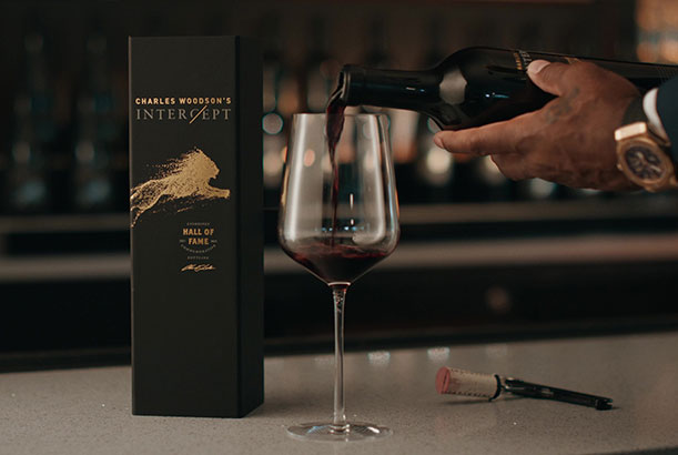Charles Woodson’s Intercept Wines NFL Hall of Fame Release Teaser Charles Woodson pours Intercept Wines into a glass.